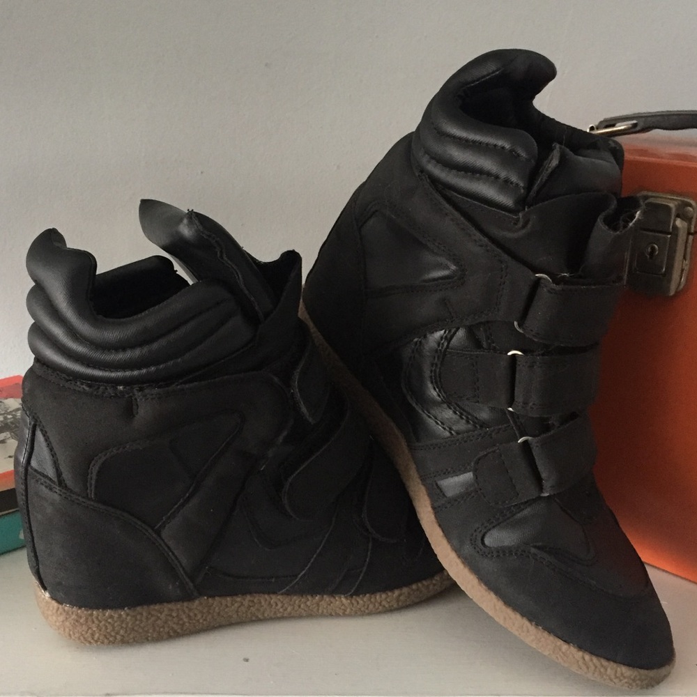 Candie's Wedge Sneakers